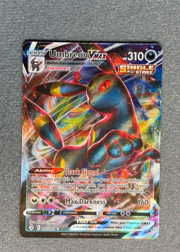 095 Umbreon VMAX Evolving Skies Holo Rare VMAX NM