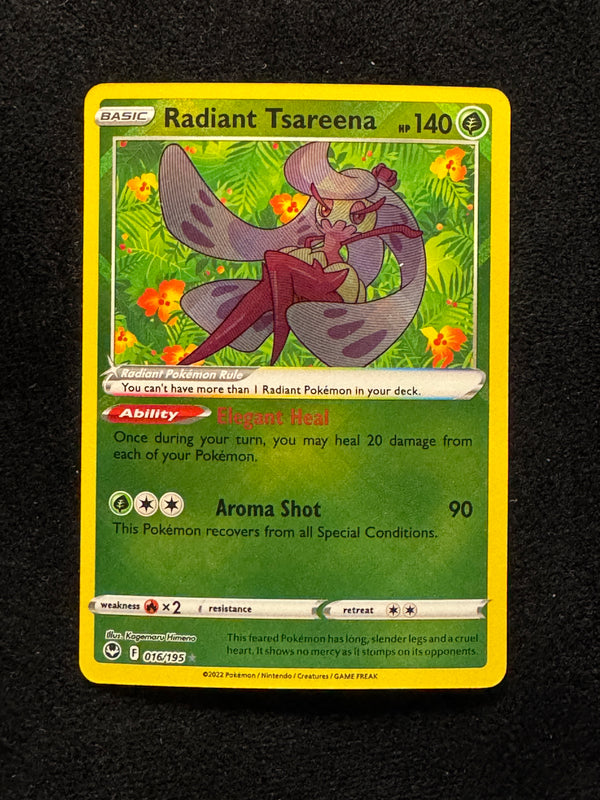 016 Radiant Tsareena Silver Tempest Radiant Rare Near Mint