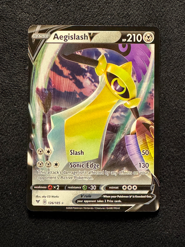 126 Aegislash V Vivid Voltage Holo Rare V NM