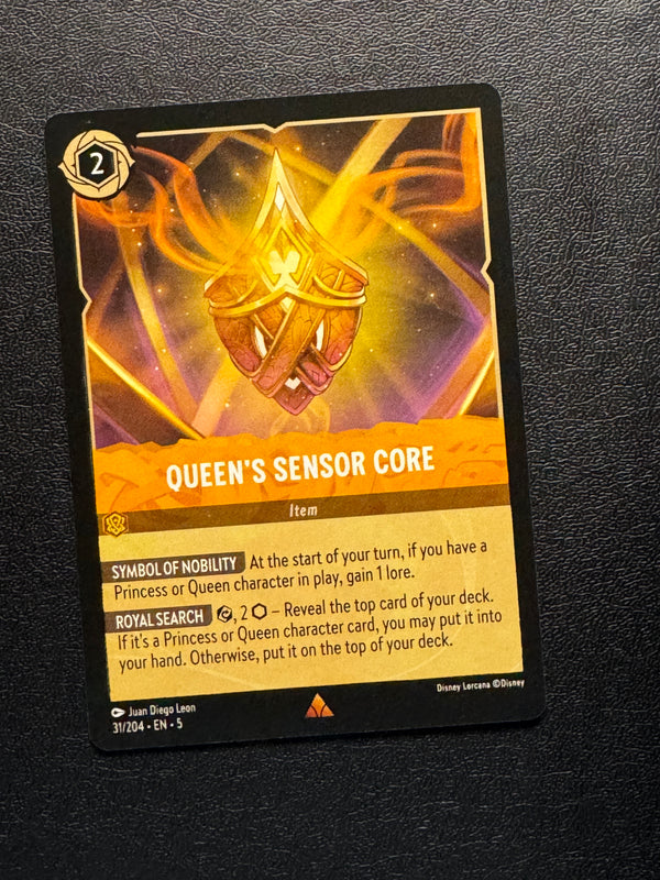 031 Queen's Sensor Core Shimmering Skies Rare Near Mint