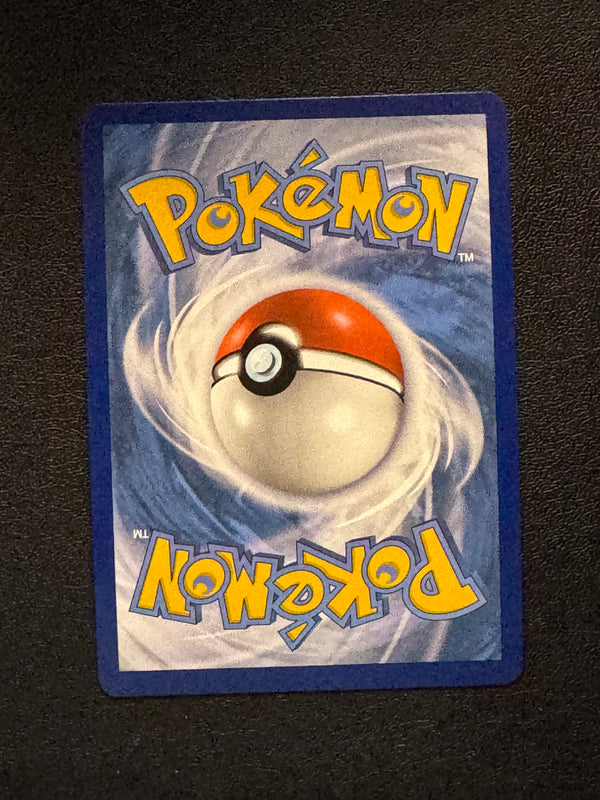 044 Cinderace V Fusion Strike Holo Rare V NM