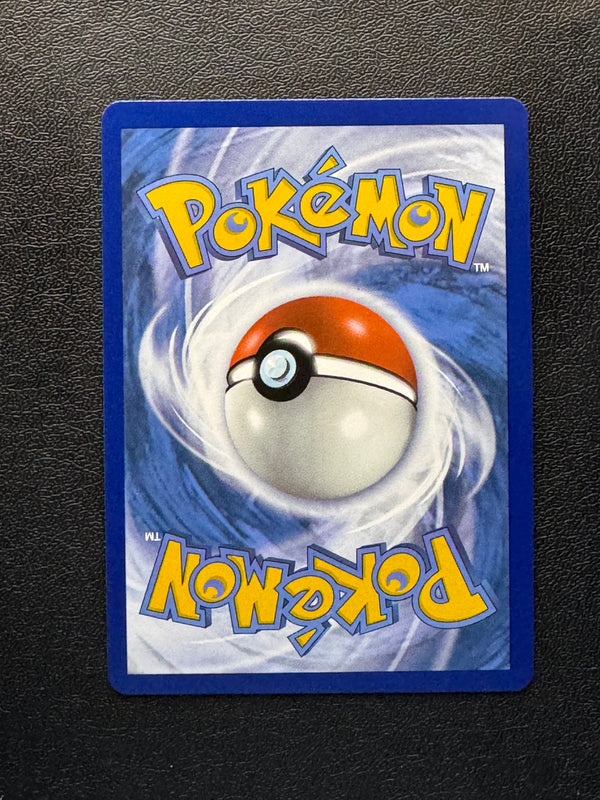 008 Leafeon VMAX Evolving Skies Holo Rare VMAX Near Mint