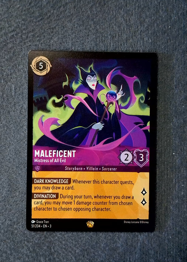 051 Maleficent - Mistress of All Evil Into the Inklands Legendary NM
