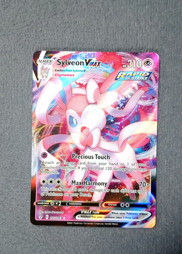 075 Sylveon VMAX Evolving Skies Holo Rare VMAX NM
