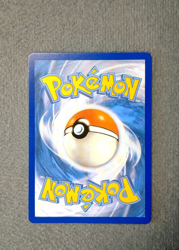 059 Radiant Alakazam Silver Tempest Radiant Rare NM