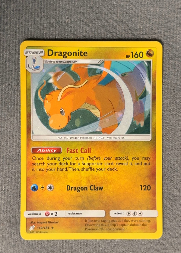 119 Dragonite [Cosmos Holo] Team Up Rare Holo HP