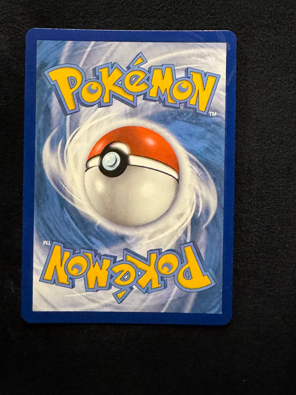 044 Cinderace V Fusion Strike Holo Rare V Near Mint