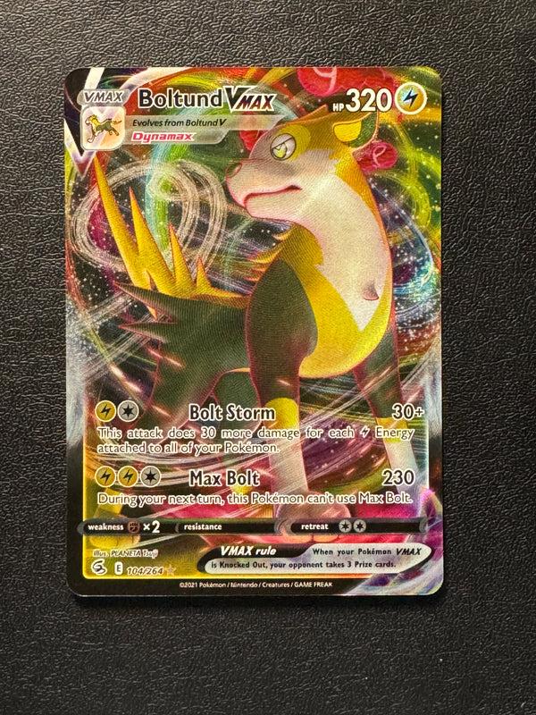 104 Boltund VMAX Fusion Strike Holo Rare VMAX Near Mint