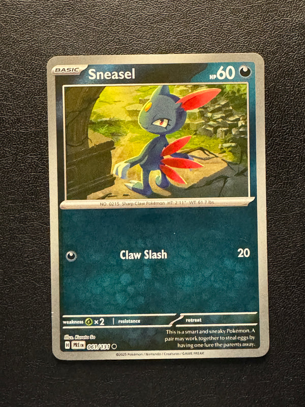 061 Sneasel [Poke Ball] Prismatic Evolutions Common Near Mint
