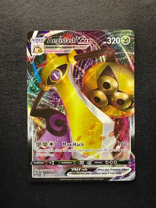 127 Aegislash VMAX Vivid Voltage Holo Rare VMAX Near Mint
