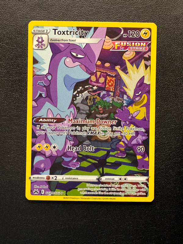 GG09 Toxtricity Crown Zenith Rare Holo Near Mint