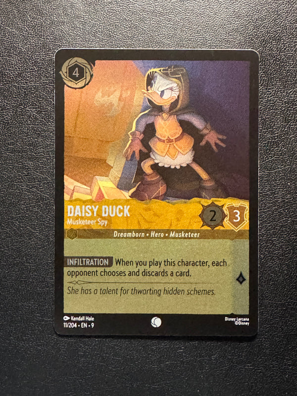 011 Daisy Duck - Musketeer Spy [Foil] Fabled Common Near Mint