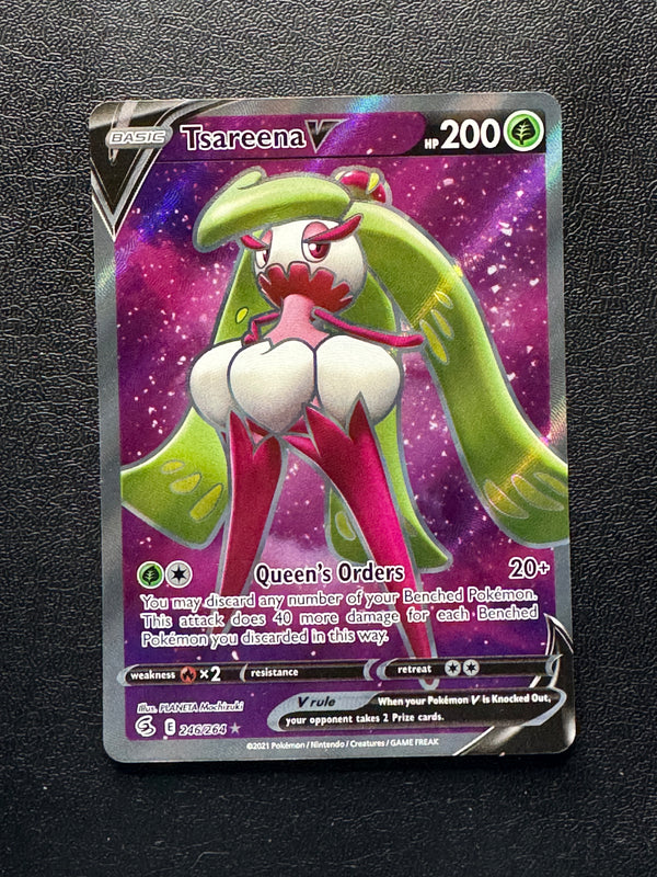246 Tsareena V Fusion Strike Rare Ultra Near Mint